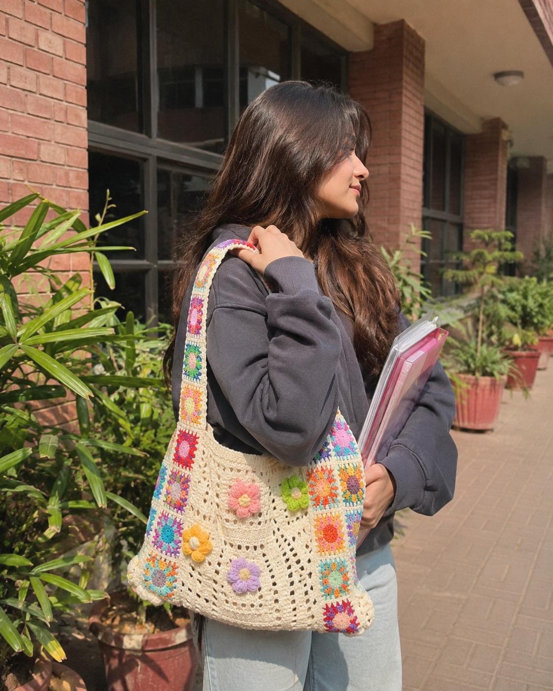Vintage Hollow Floral Casual Crossbody Bag